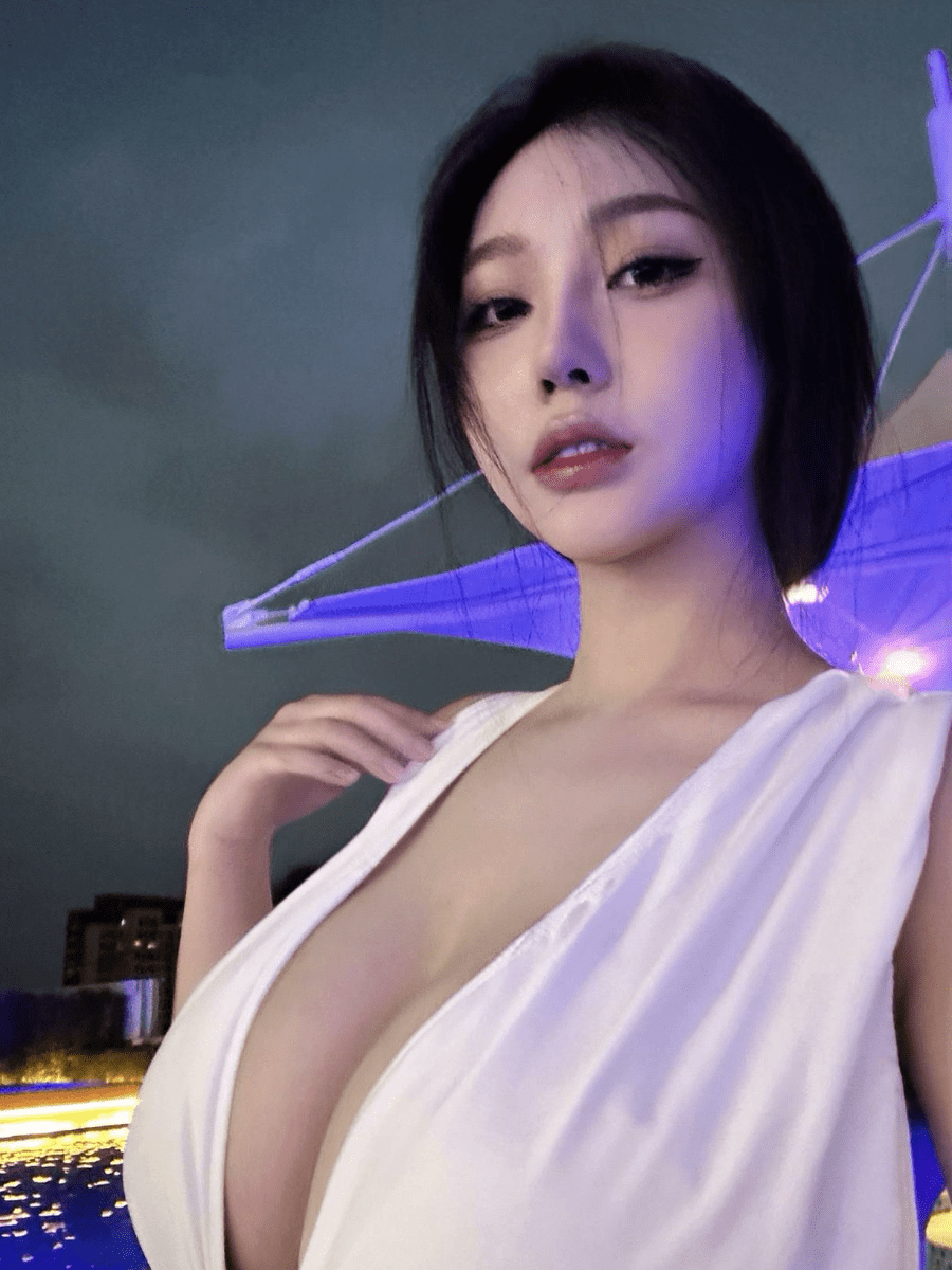 抖音玫玫oo(玫小玫)合集993P 112V 1.9G打包下载
