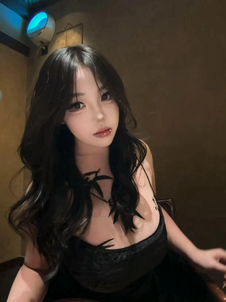 趣岛抖音伤感d欣（伤感欣的秘密基地）28图24视频合集下载