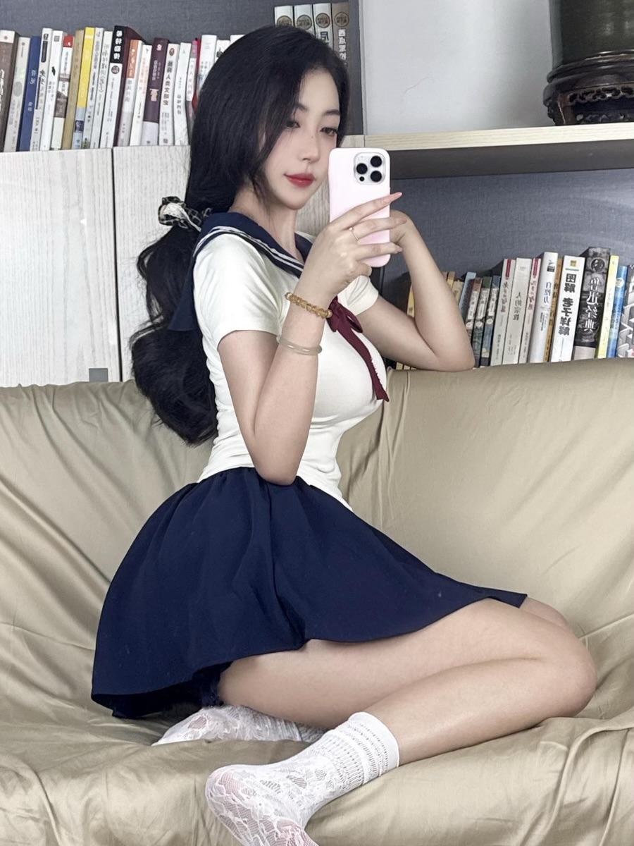 杨晚柠抖音写真素材全集 560张图14条视频一键下载