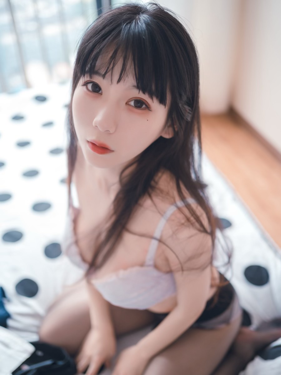 usejan蓝蓝写真精选11期大尺寸合集|912M高清摄影作品精华